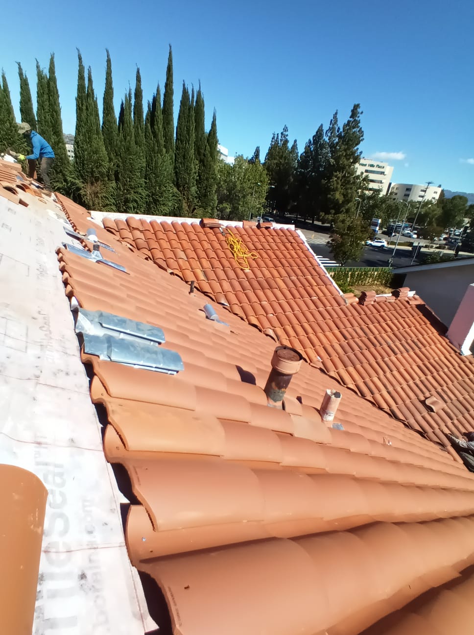 New construction title roof installation